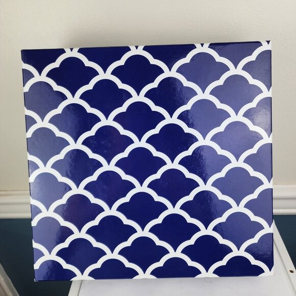 CM Studio Collection Flannel Plush Neck Pillow NWT - Picture 3 of 4